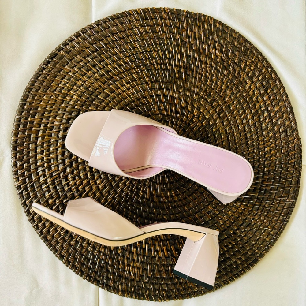 BYFAR Romy Lavendar Patent Leather Mule 36 Spring Wedding Block Heel